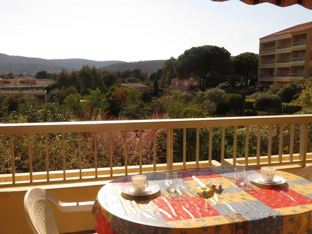 Joli T2 Renove A La Faviere, Proche Plages Et Commerces, Parking Privatif - Fr-1-610-16 봄레미모사